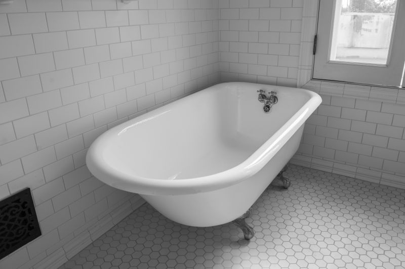 Vintage Clawfoot Tub